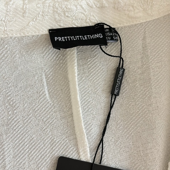 Pretty Little Thing Textured Blazer - Picture 2 of 5